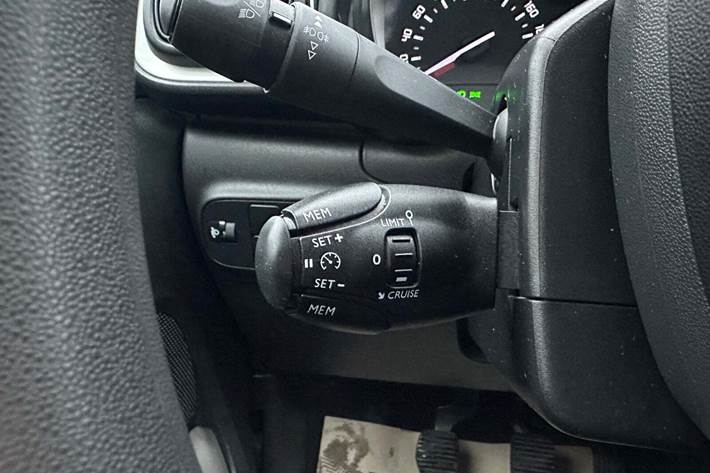 Beige Citroën C3 fra 2021