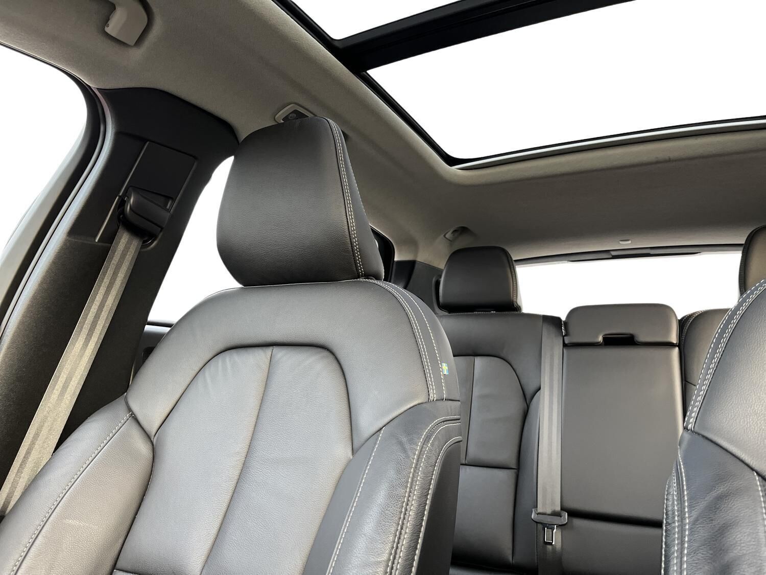 Sort Volvo XC40 fra 2022