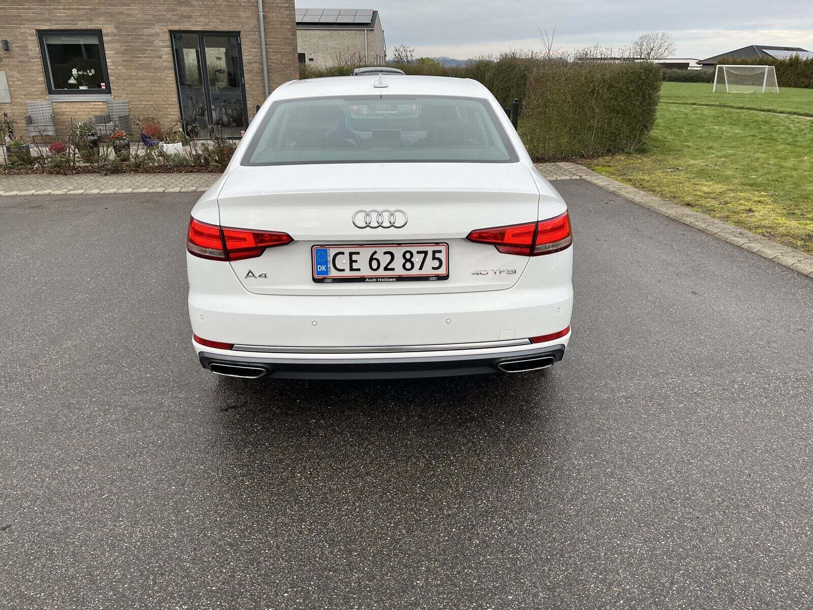 Hvid Audi A4 fra 2019