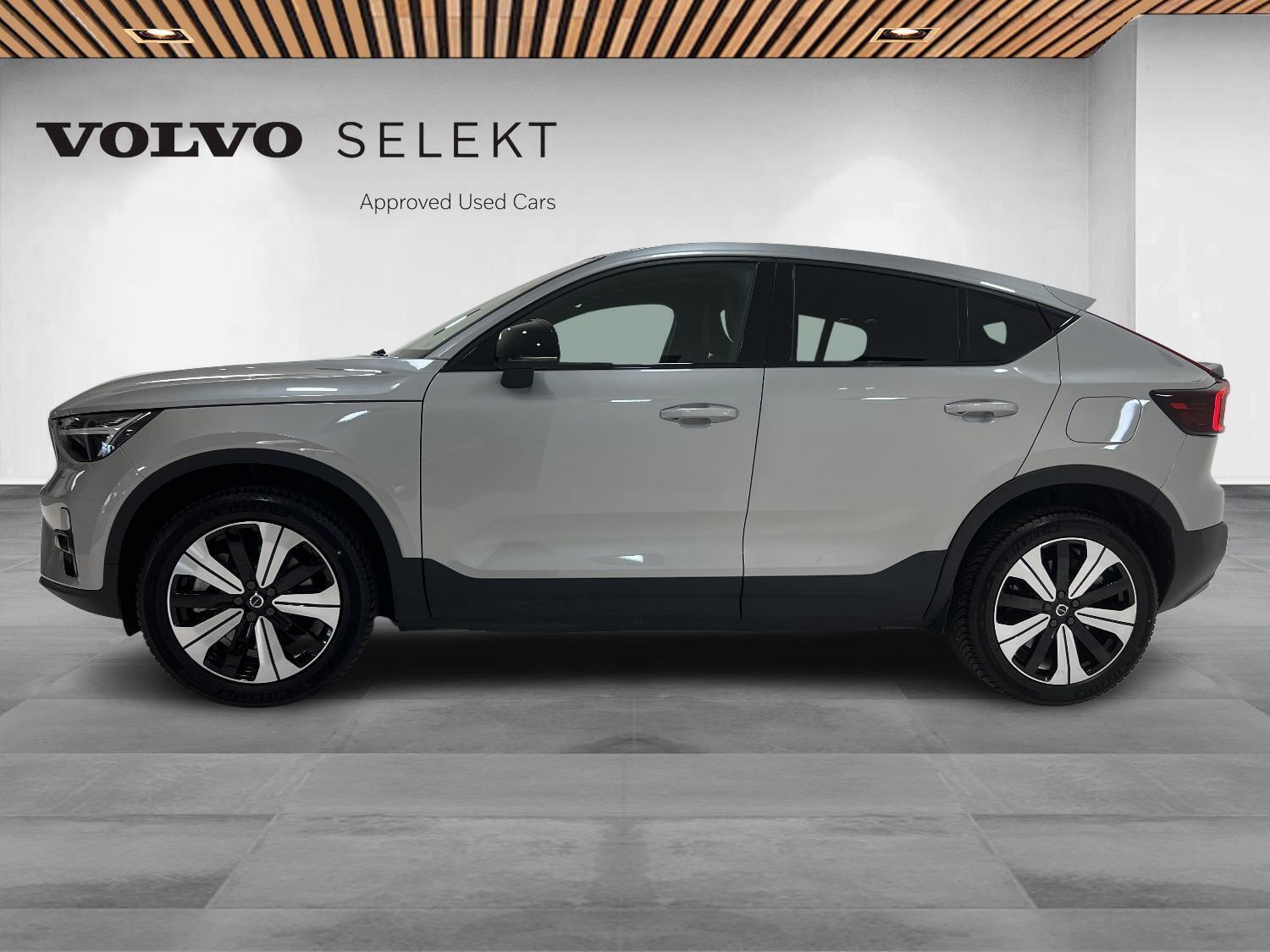Sølv Volvo C40 fra 2023