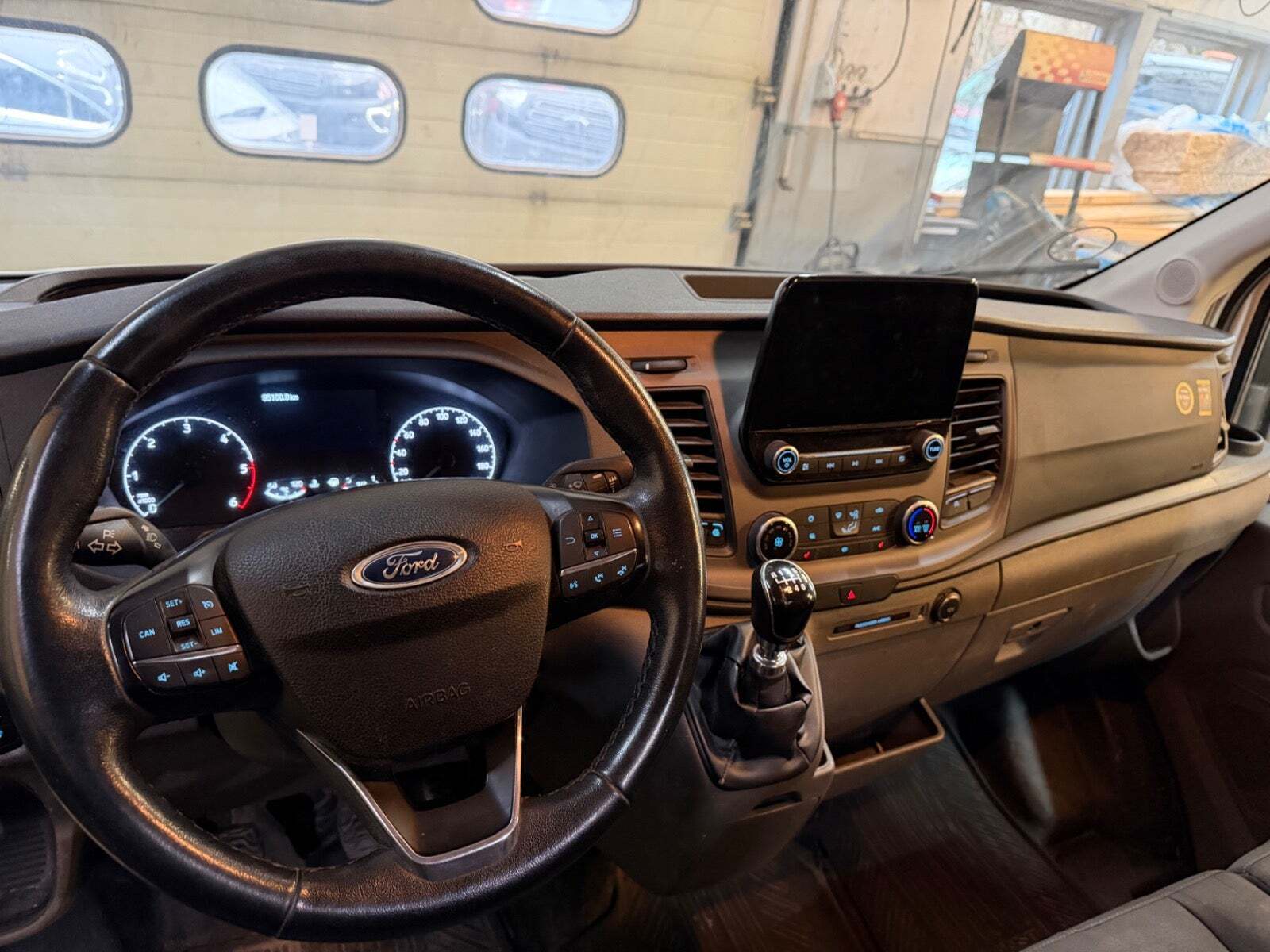 Ford Transit 350 L2 Van 2,0 TDCi 130 Trend H2 FWD