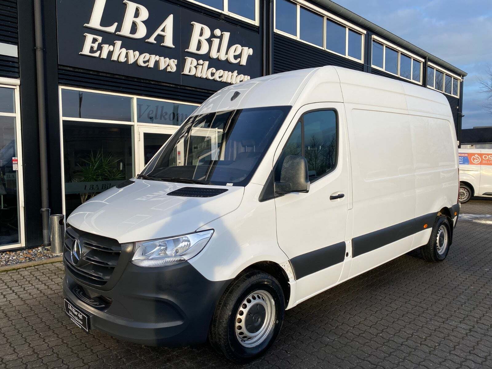 Mercedes Sprinter 211 2,2 CDi A2 Kassevogn aut. FWD