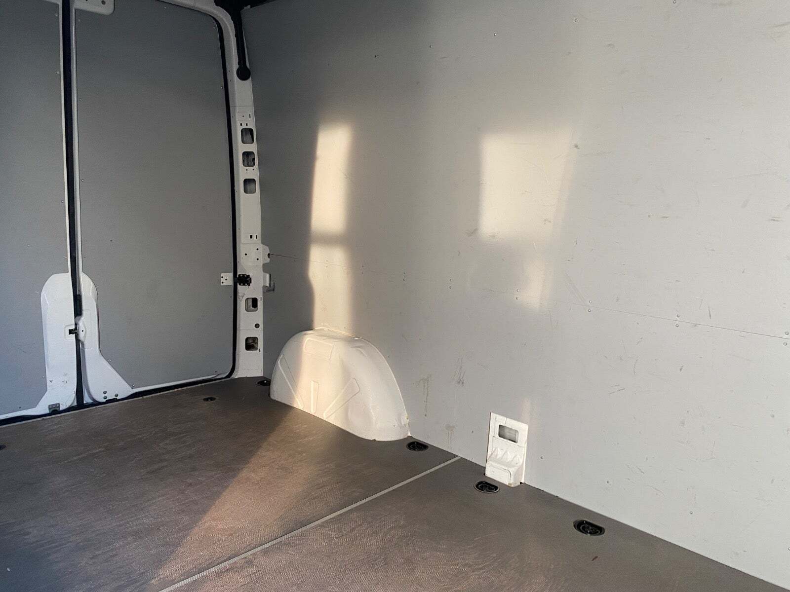 Hvid Mercedes Sprinter 211 fra 2021