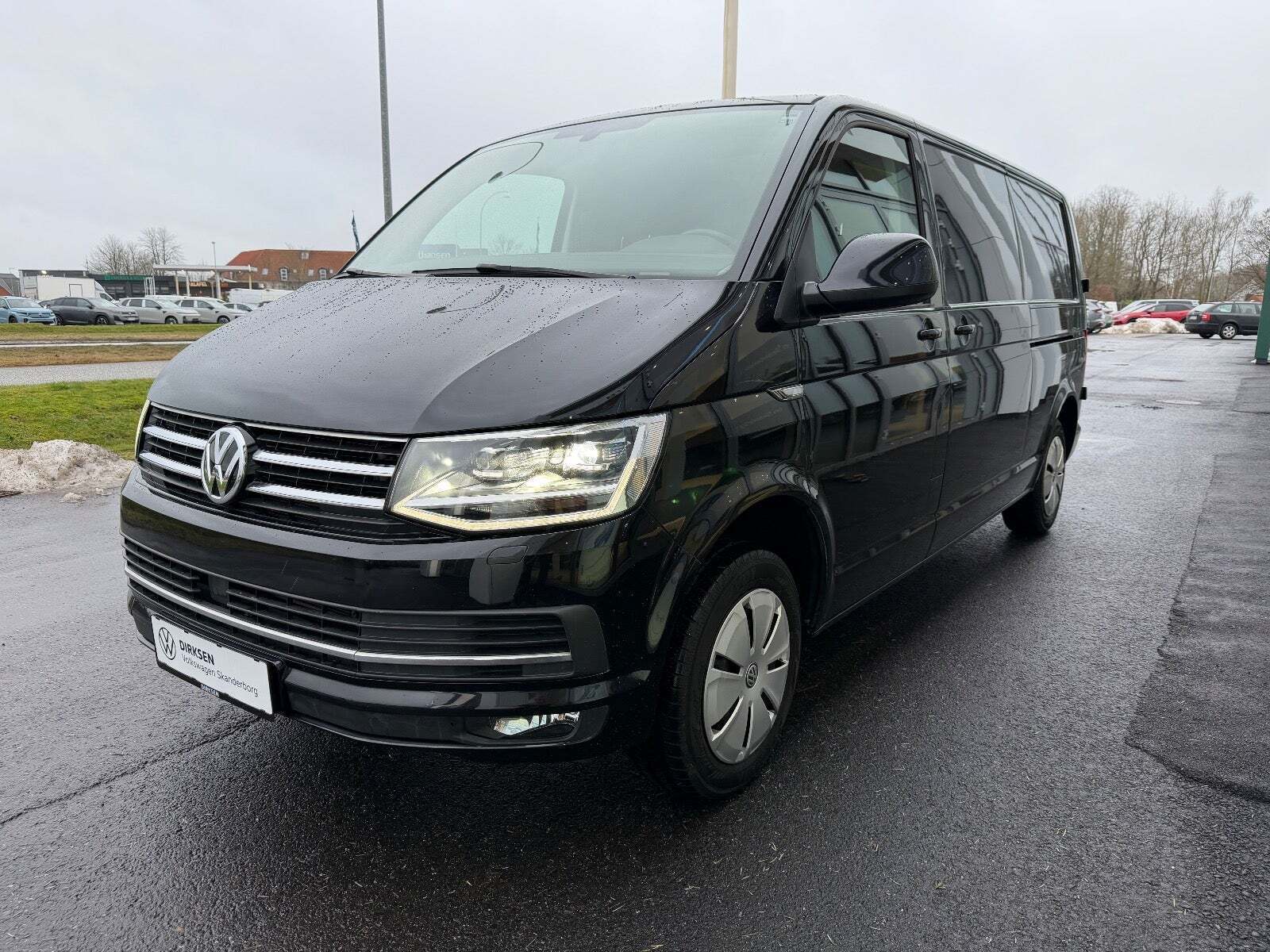 VW Transporter 2,0 TDi 150 Kassevogn DSG lang