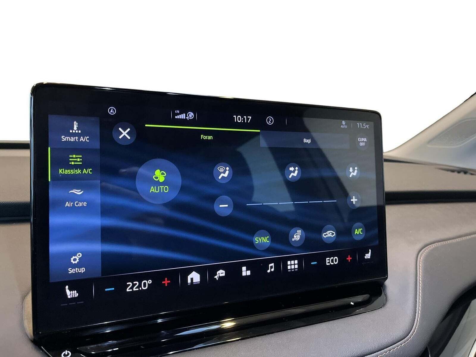 Sølv Skoda Enyaq fra 2023