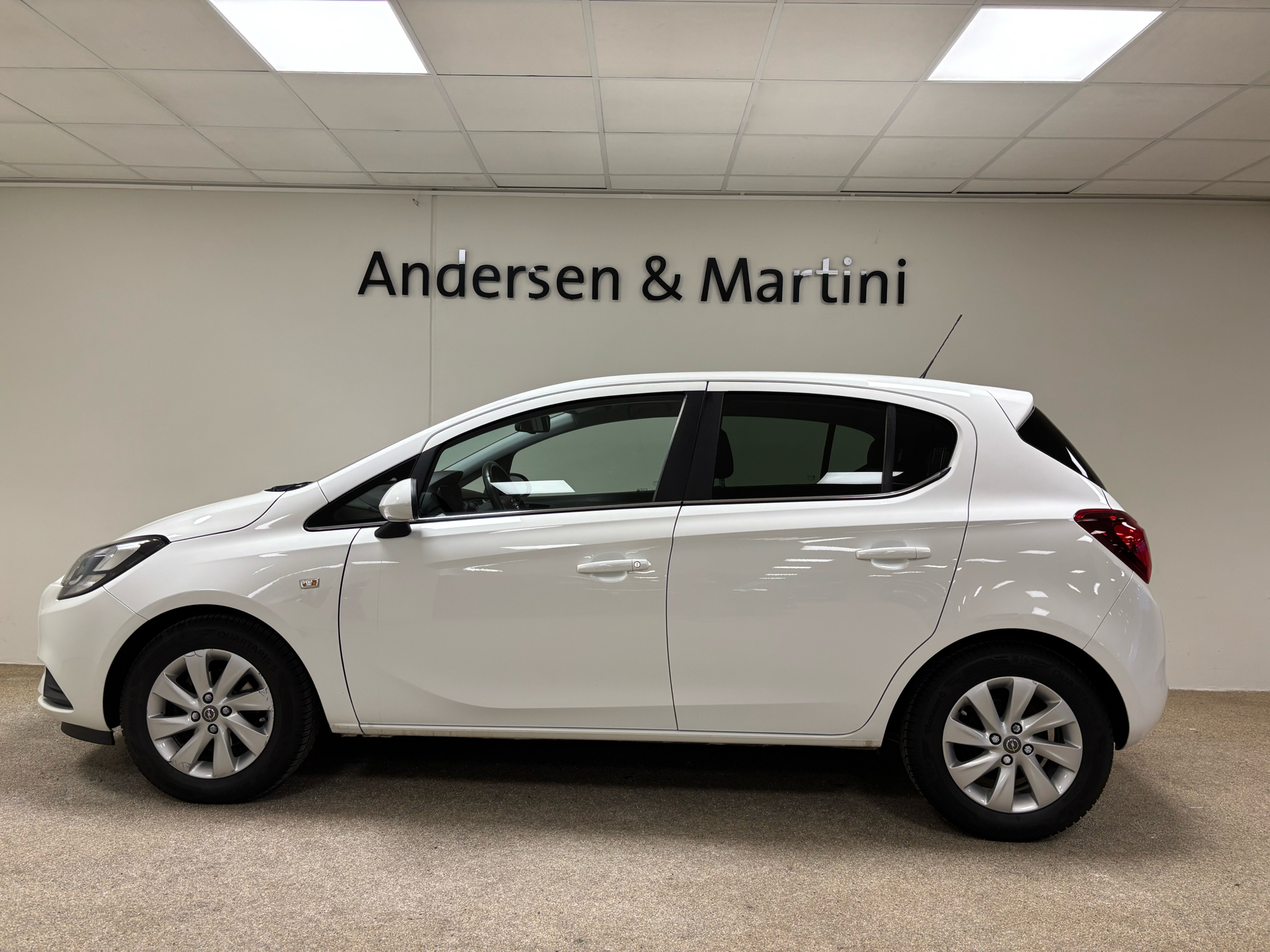 Opel Corsa 1,4 ECOTEC Enjoy Start/Stop 90HK 5d