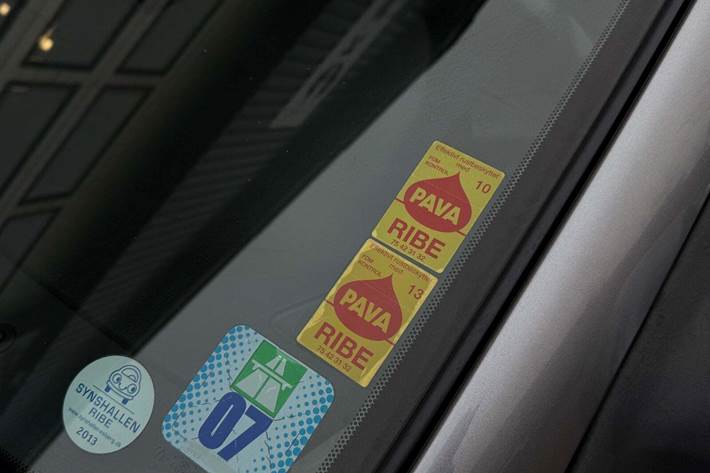 Grå Mazda 6 fra 2005