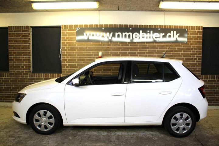 Hvid Skoda Fabia fra 2015