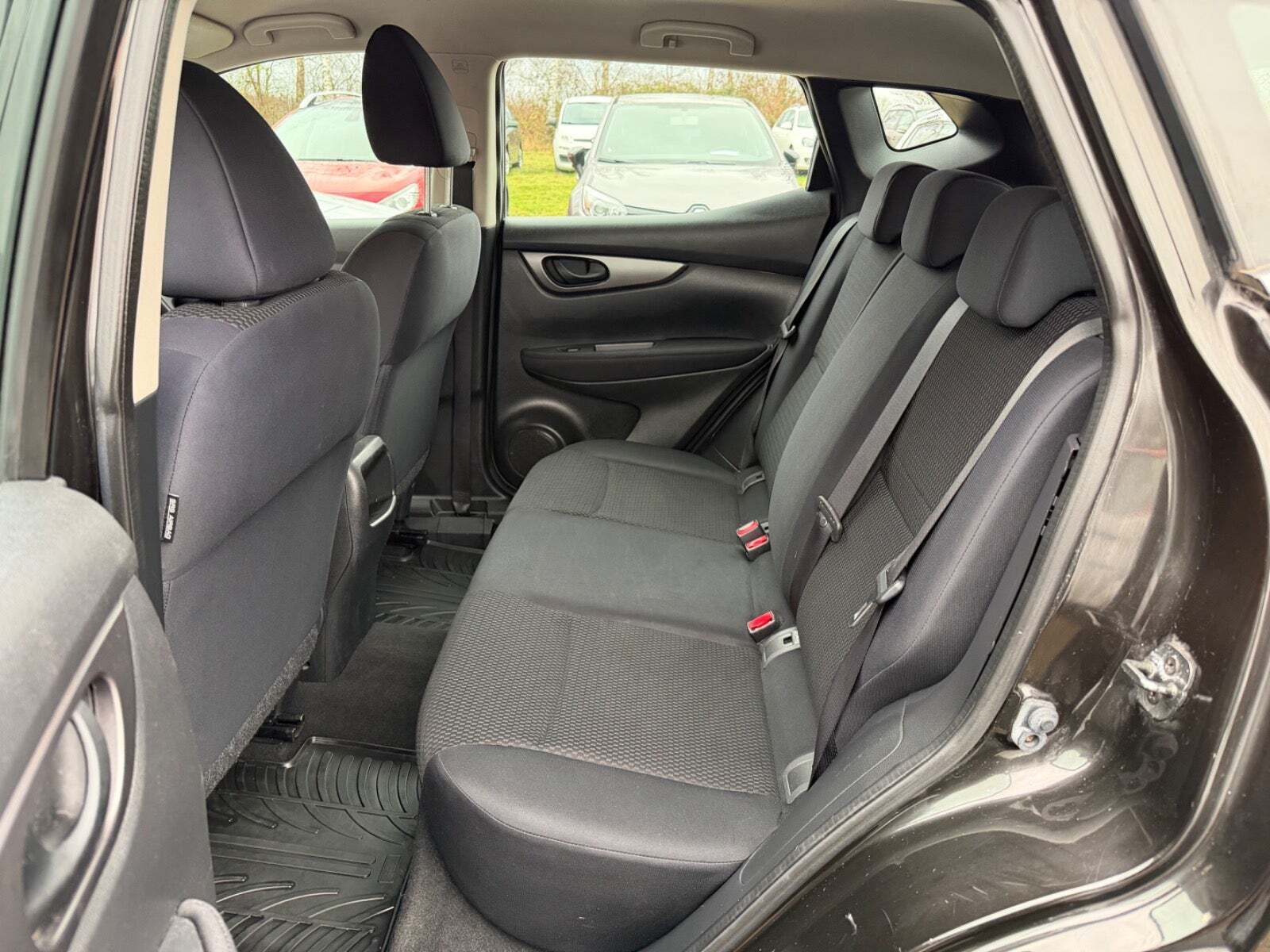 undefined Nissan Qashqai fra 2014