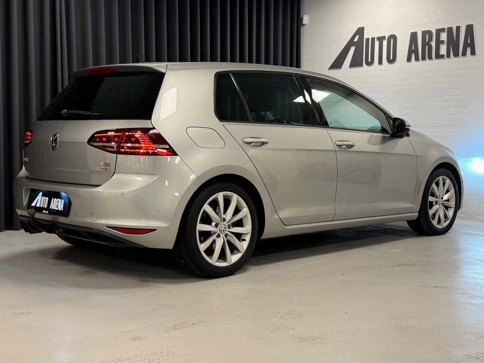 VW Golf VII 1,4 TSi 140 Highline DSG BMT