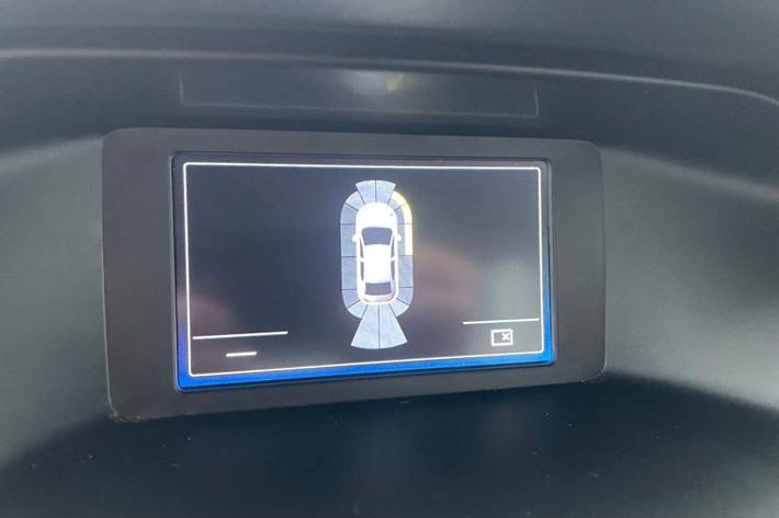 Grå Ford Focus fra 2015