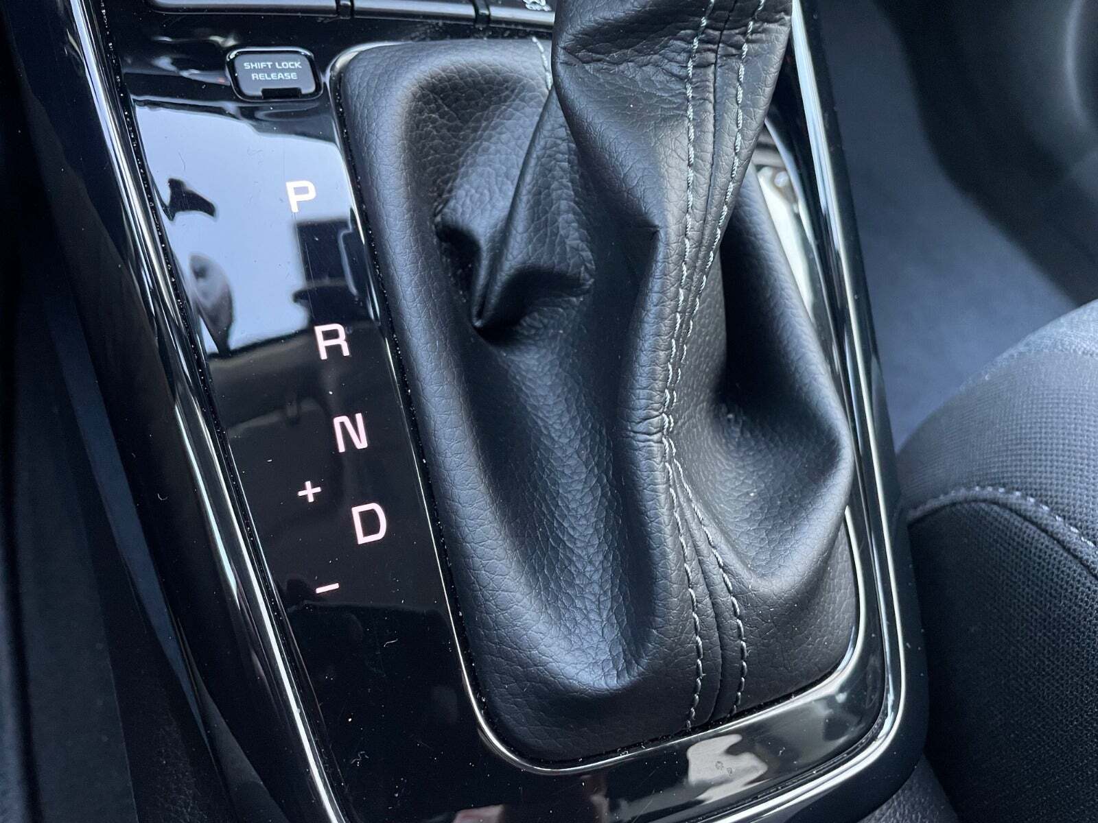 Kia Stonic 1,0 T-GDi Vision DCT