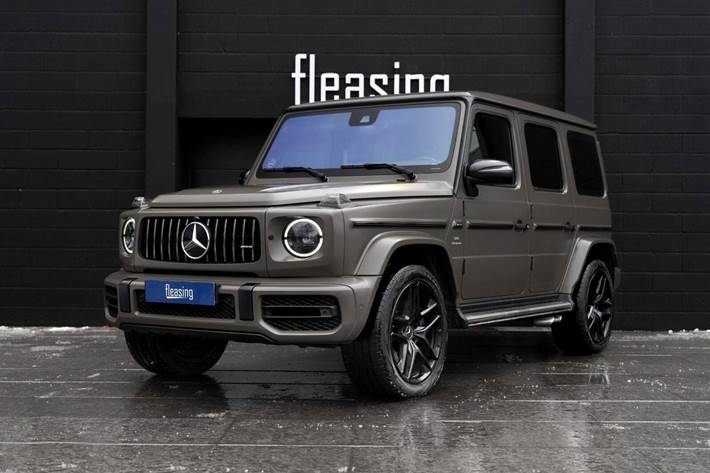 Grøn Mercedes G63 fra 2021 set udefra