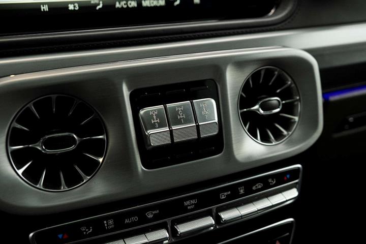 Grøn Mercedes G63 fra 2021