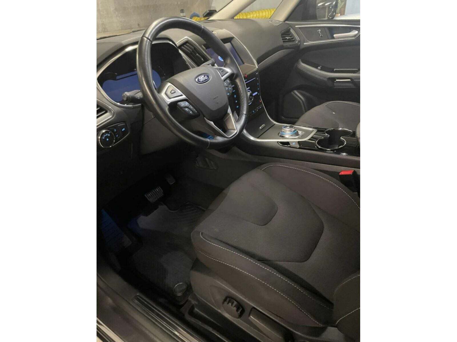 Ford S-MAX 2,0 EcoBlue Titanium aut. 7prs