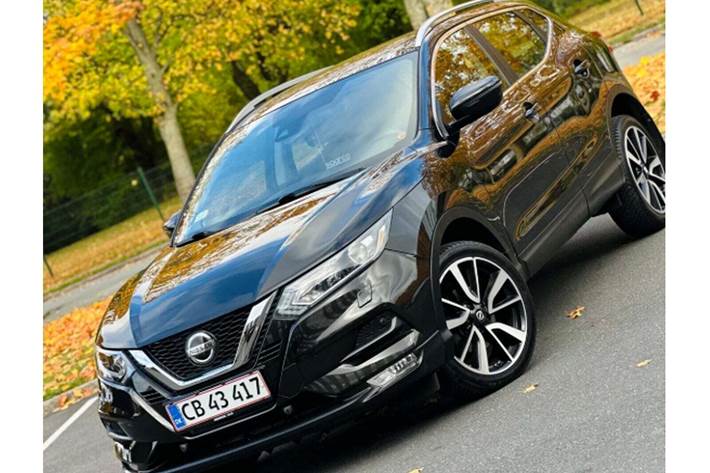 Sort Nissan Qashqai fra 2018