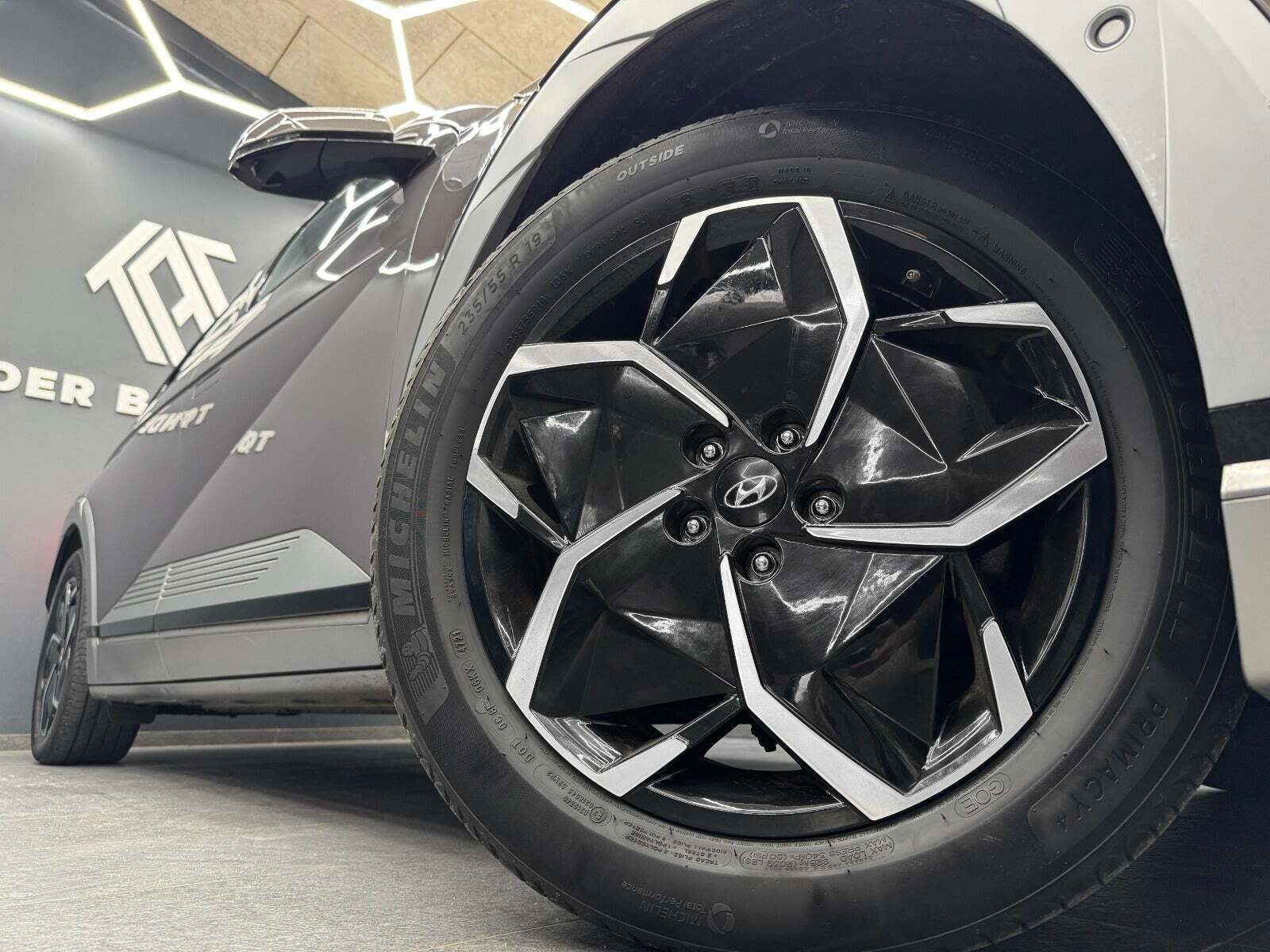 Hyundai Ioniq 5 73 Uniq