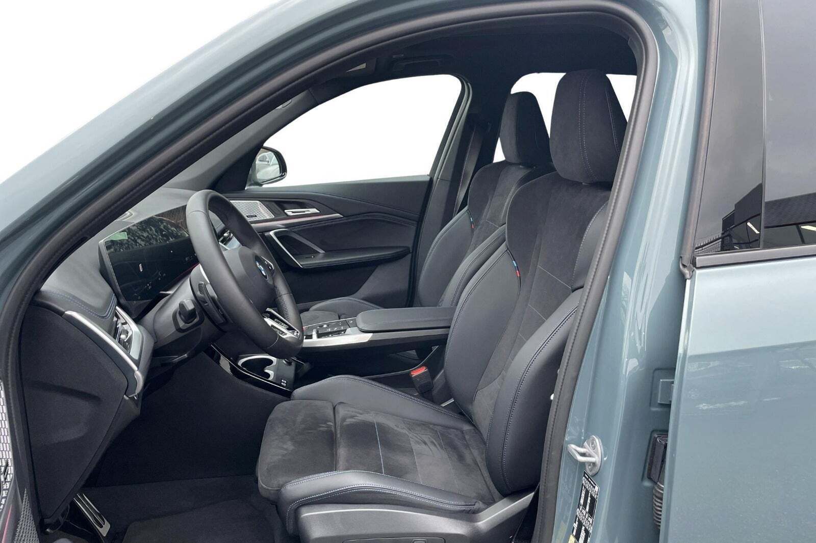 BMW iX1 eDrive20 M-Sport Pro