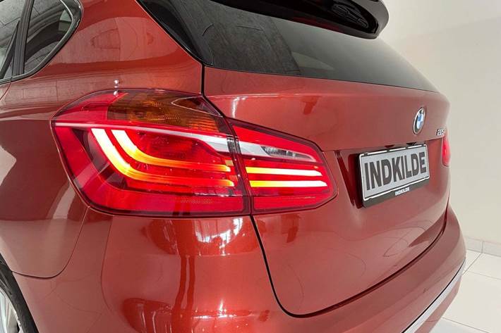 Bronze BMW 225xe fra 2019