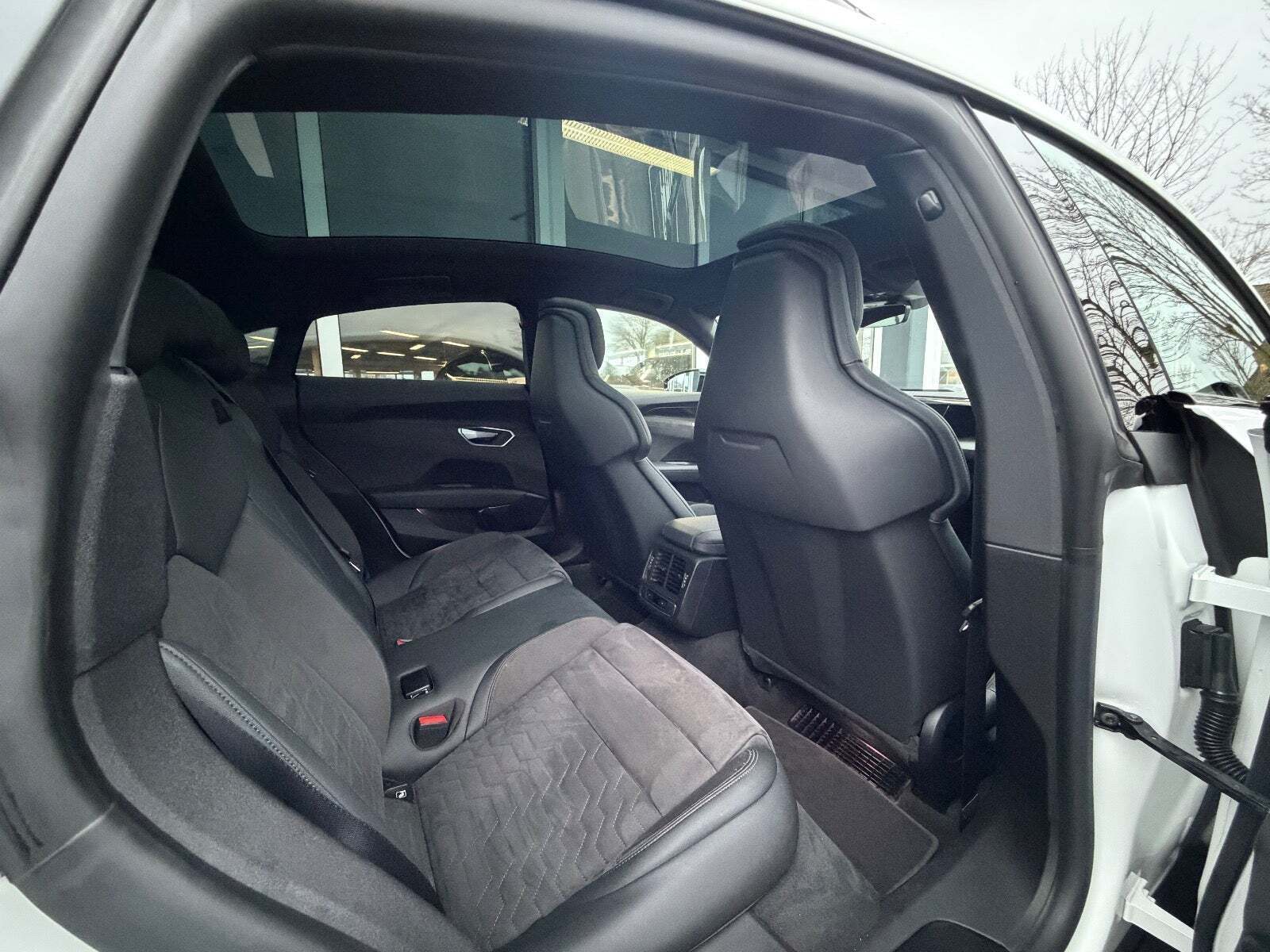 Audi e-tron GT quattro