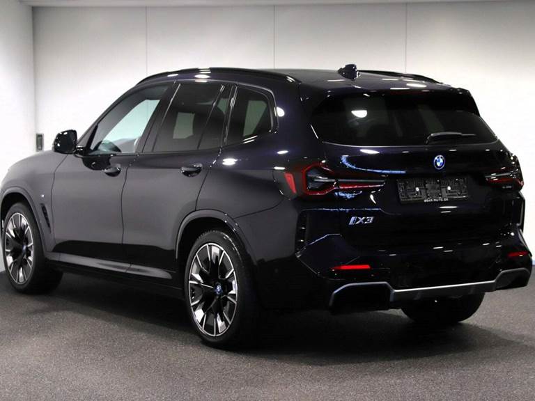 BMW iX3 Charged Plus M-Sport