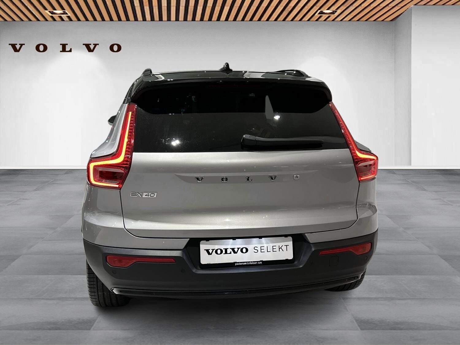 Volvo EX40 Single Motor Extended Range Ultra 252HK 5d Aut.