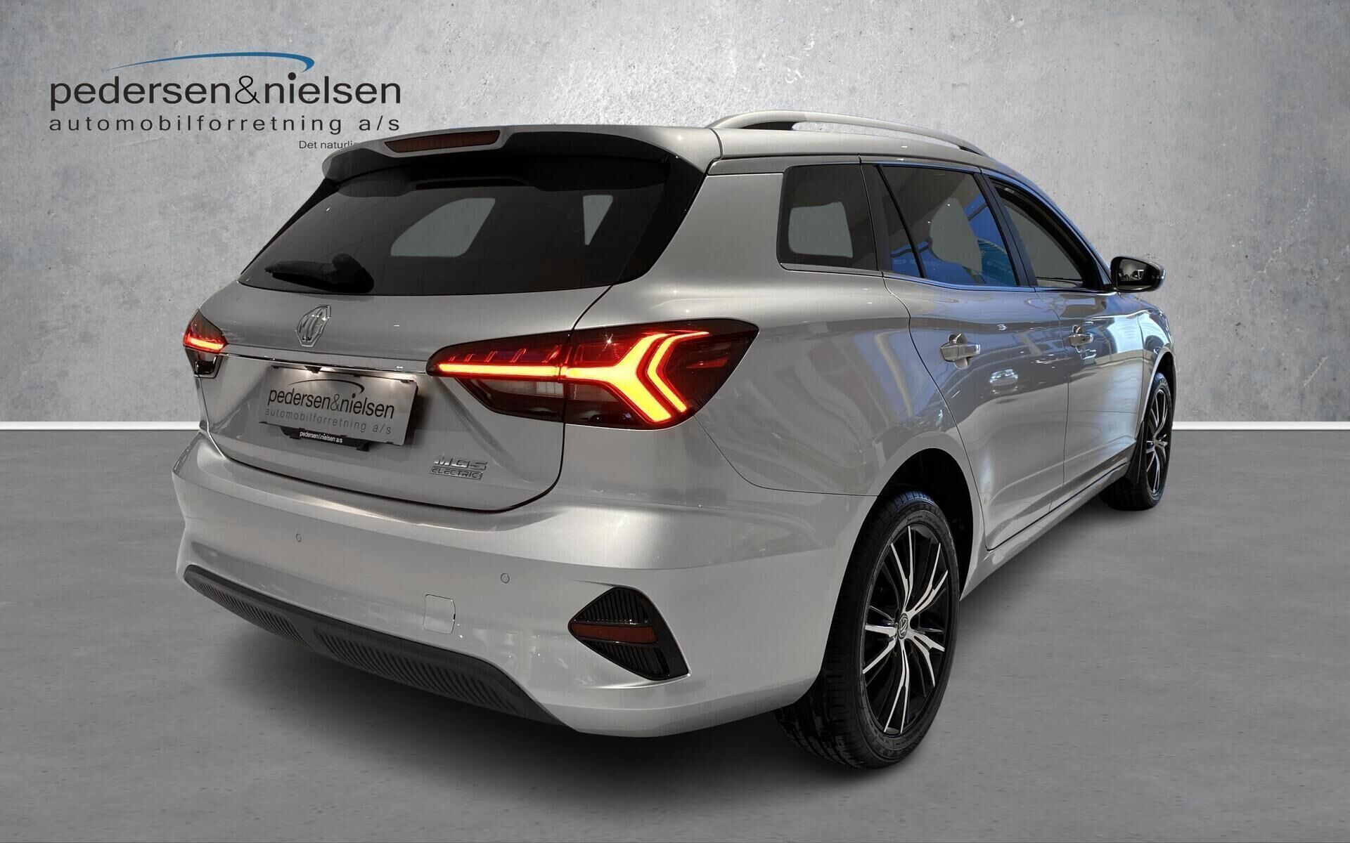 MG MG5 Electric EL Luxury 156HK Stc Aut.