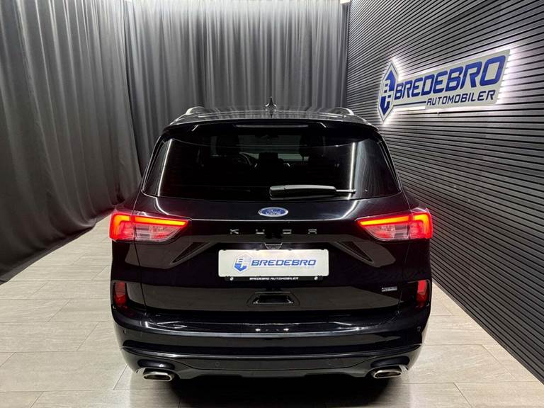 Ford Kuga 2,5 PHEV ST-Line X CVT