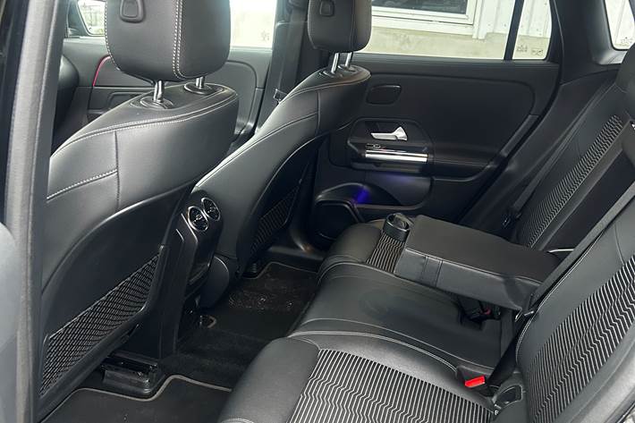 Sort Mercedes EQA 250 fra 2021