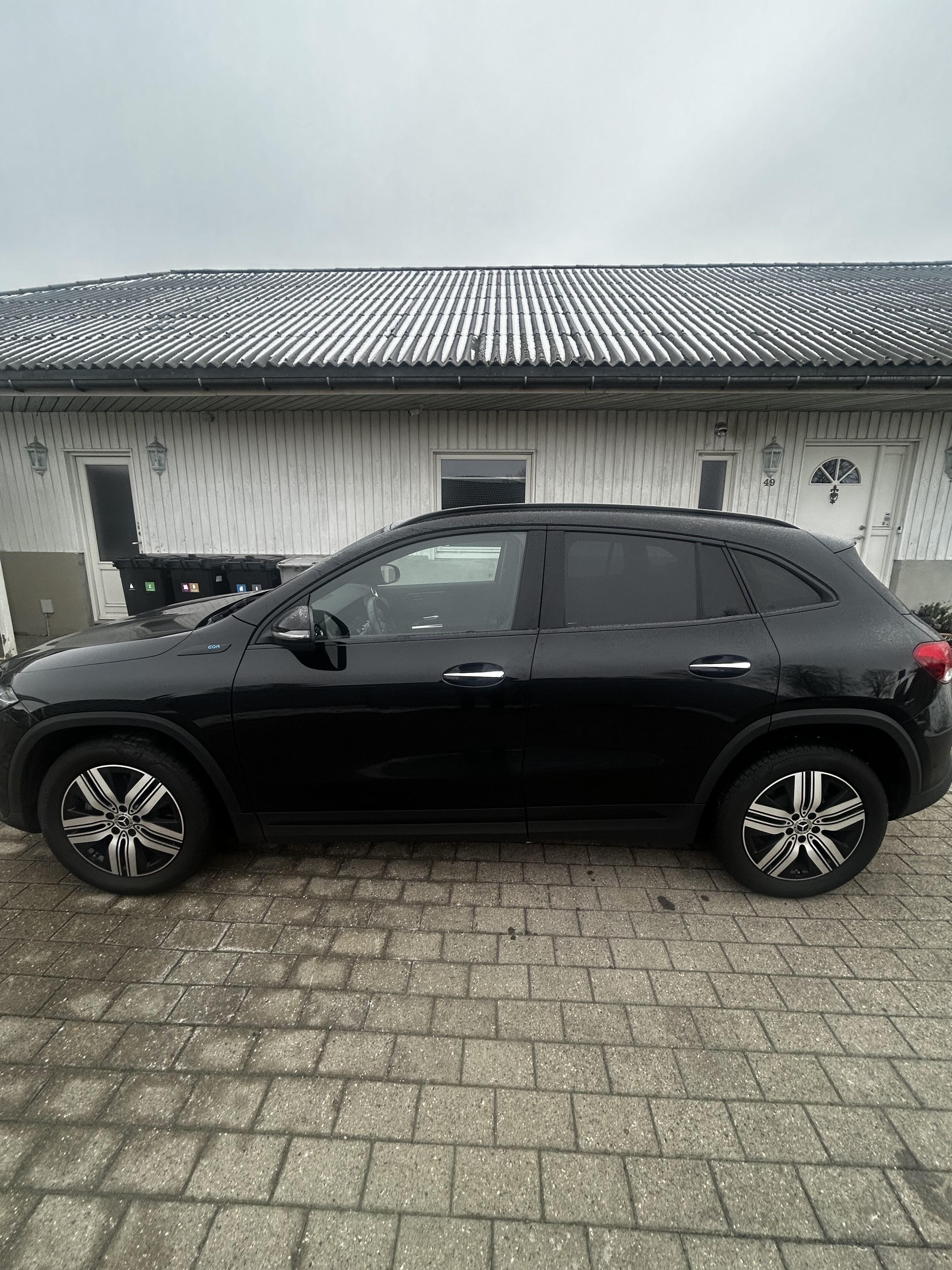 Sort Mercedes EQA 250 fra 2021