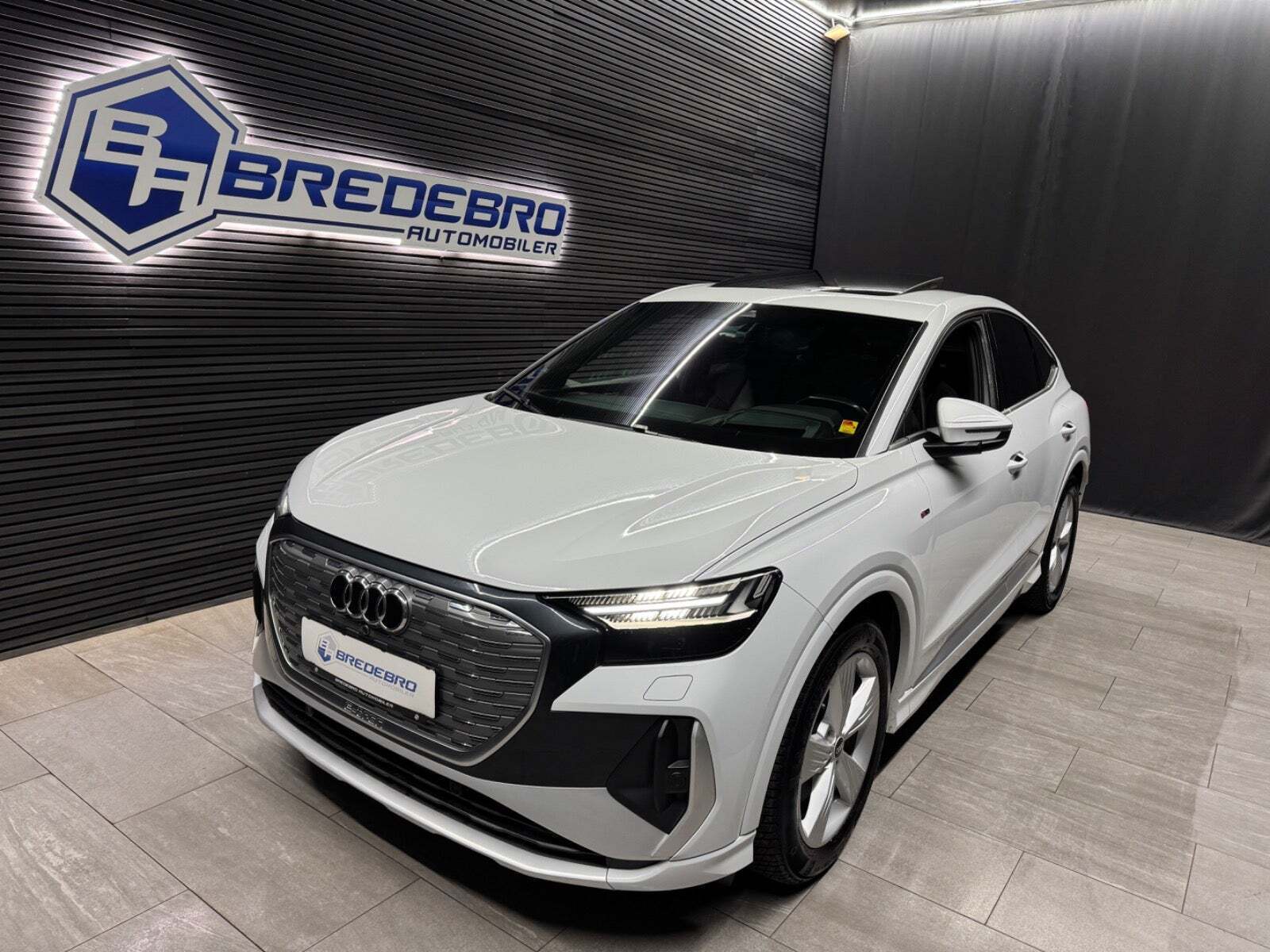 Audi Q4 e-tron 50 S-line Sportback quattro