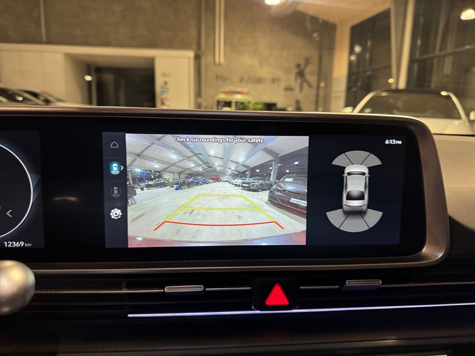 Grå Hyundai Ioniq 6 fra 2024