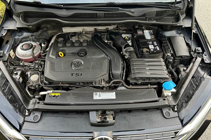 Sort VW Golf Sportsvan fra 2018