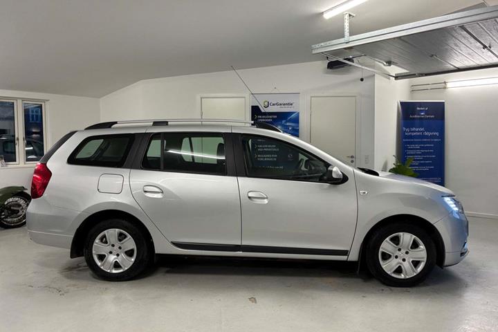 Sølv Dacia Logan fra 2016