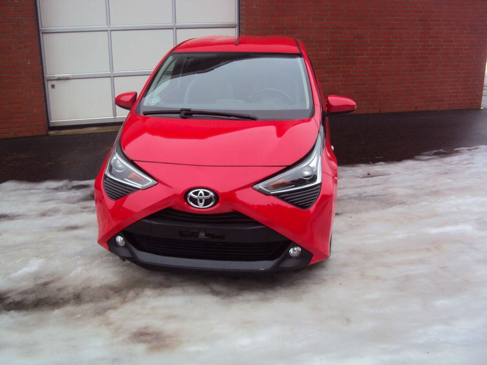 Toyota Aygo 1,0 VVT-i x-press