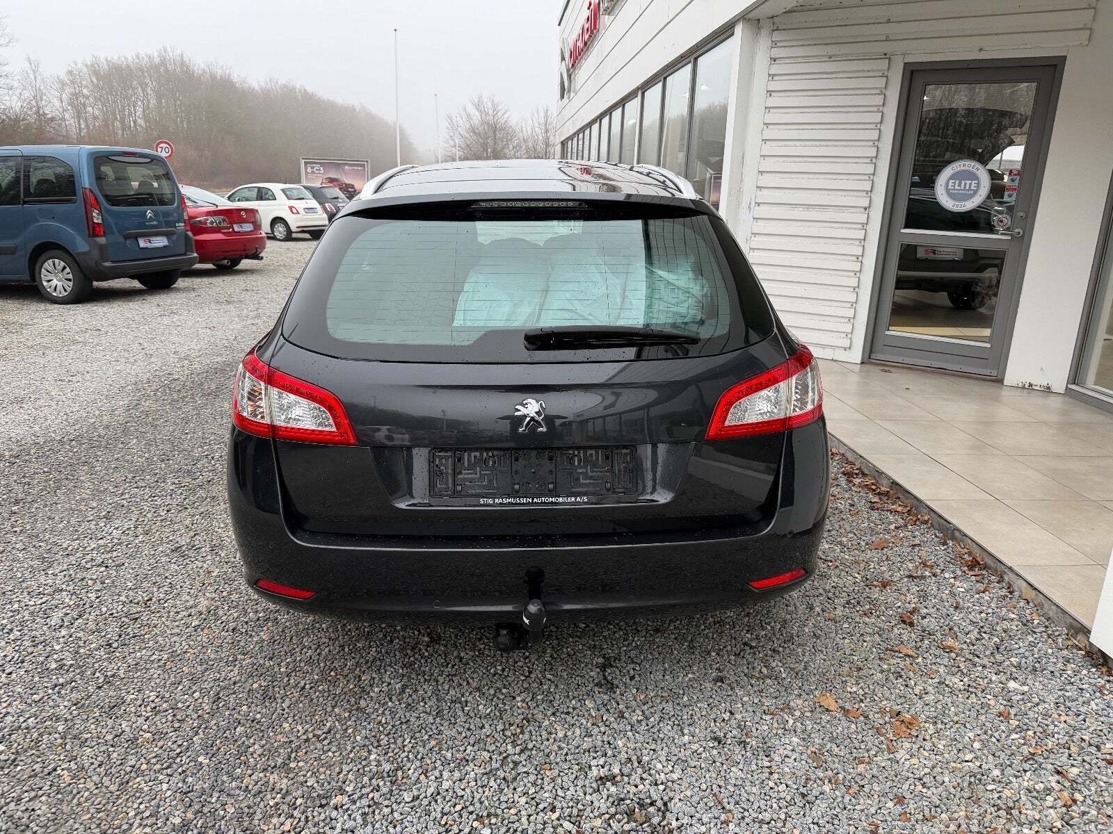 Sort Peugeot 508 fra 2012
