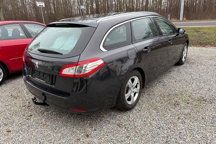 Sort Peugeot 508 fra 2012