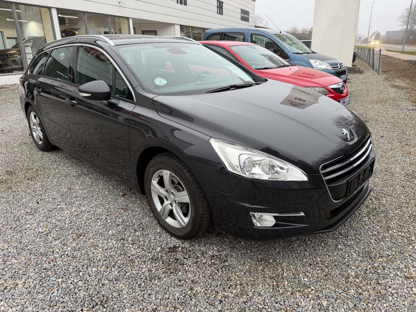 Sort Peugeot 508 fra 2012