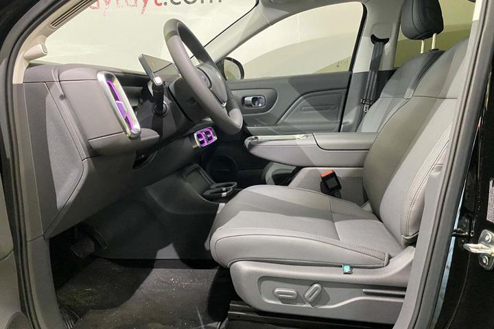 Sort Leapmotor B10 fra 2025