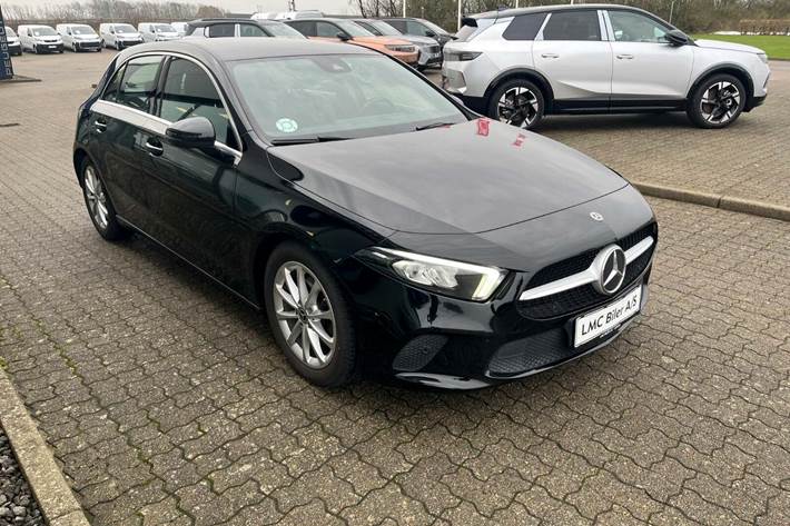 Sort Mercedes A200 d fra 2020
