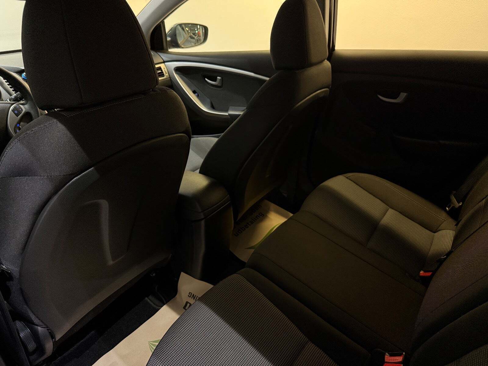 Sort Hyundai i30 fra 2012