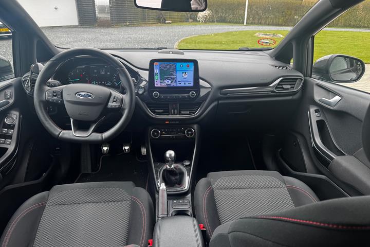 Grå Ford Fiesta fra 2020