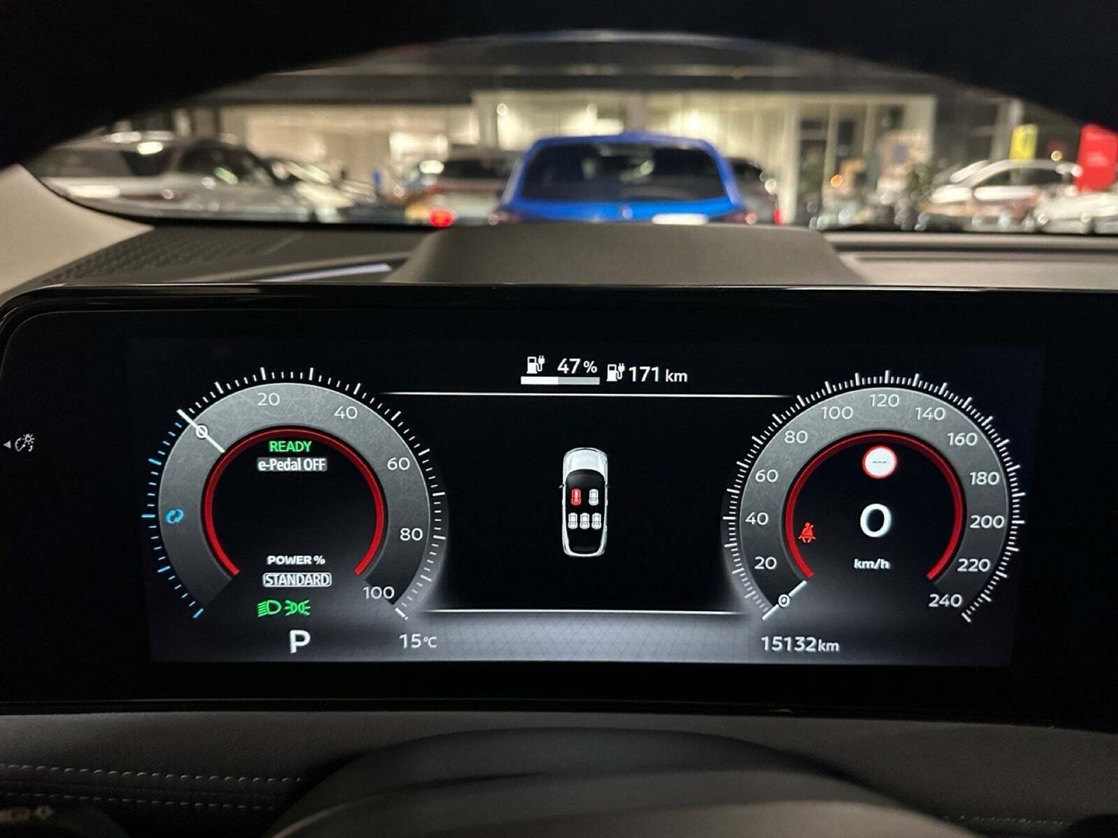 Blå Nissan Ariya fra 2024