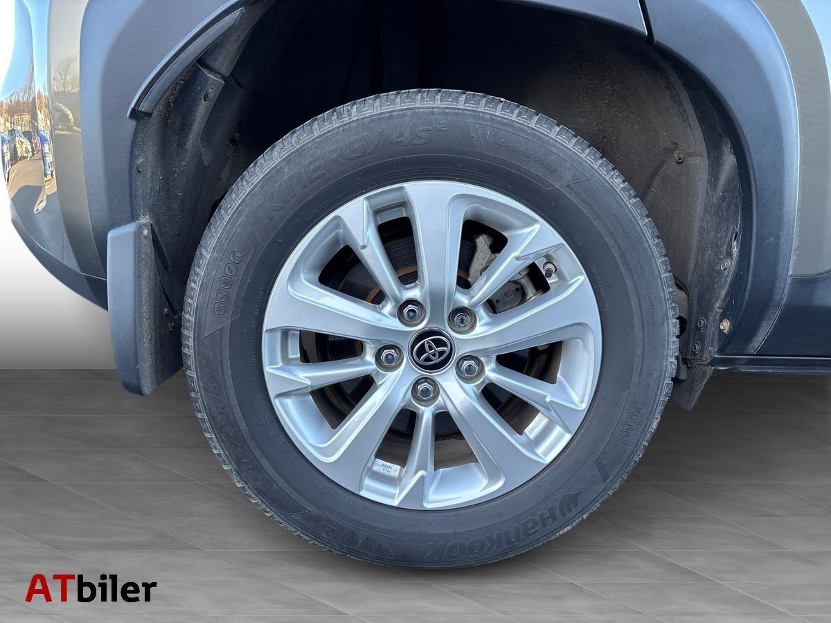 Bronze Toyota Yaris Cross fra 2022