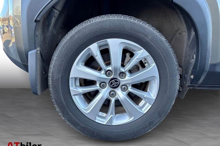 Bronze Toyota Yaris Cross fra 2022