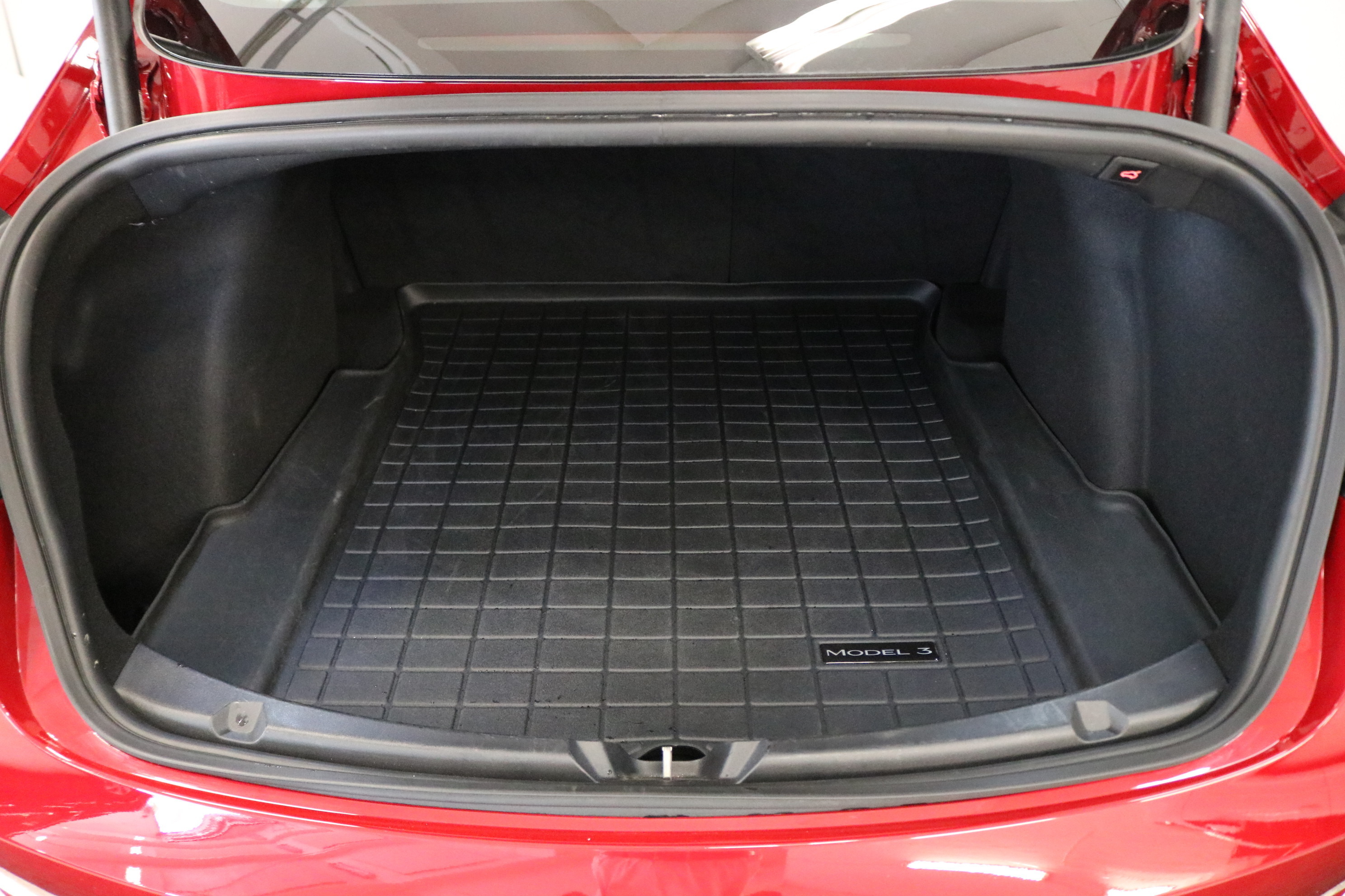 Tesla Model 3 Long Range Dual Motor 4-dr