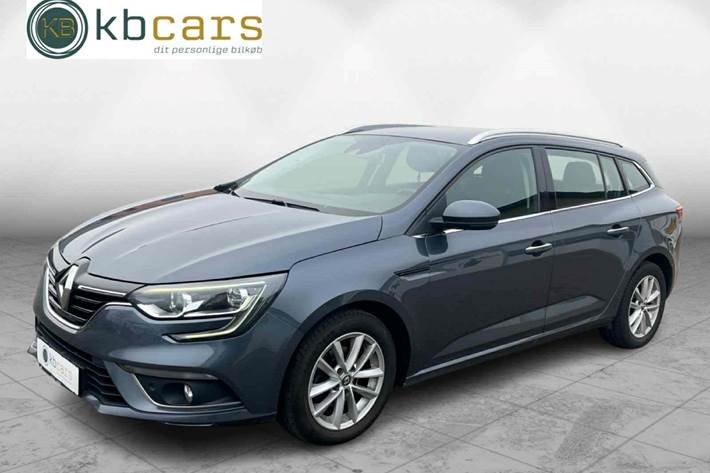 Blå Renault Megane IV fra 2017 set udefra