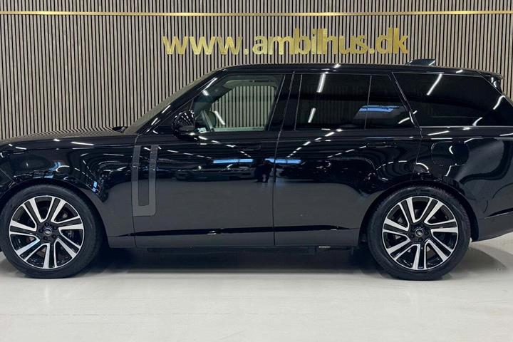 Sort Land Rover Range Rover fra 2024