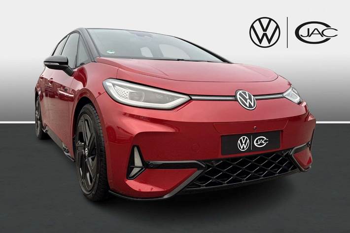 Rød VW ID.3 fra 2025 set udefra