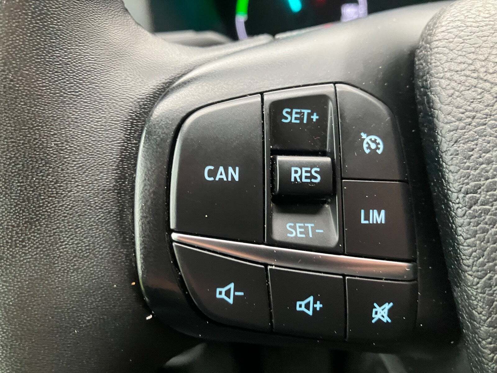 Hvid Ford E-Transit 350 L3 Chassis fra 2023